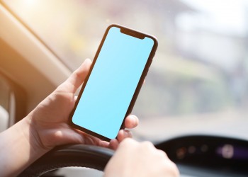 Why You Should Be Very Careful With Sending Pictures of You to Strangers Online and Apps