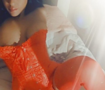 Toronto Escort sweetbee Adult Entertainer in Canada, Adult Service Provider, Escort and Companion.