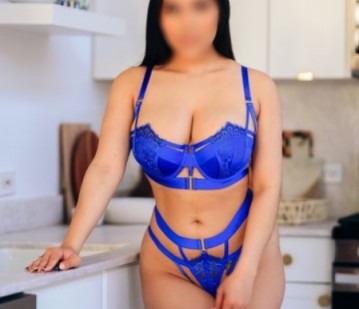 Calgary Escort LuLu Adult Entertainer, Adult Service Provider, Escort and Companion.