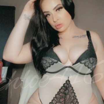 Toronto Escort Chloe Adult Entertainer, Adult Service Provider, Escort and Companion.