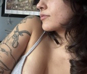 Montreal Escort hillary Adult Entertainer in Canada, Female Adult Service Provider, Escort and Companion.