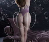 Toronto Escort Melanie  DD Adult Entertainer in Canada, Female Adult Service Provider, Escort and Companion.