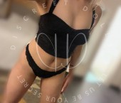 Toronto Escort Elara Adult Entertainer in Canada, Female Adult Service Provider, Canadian Escort and Companion.