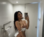 Abbotsford Escort Bee Adult Entertainer in Canada, Female Adult Service Provider, Canadian Escort and Companion.