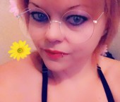 Calgary Escort Edie Adult Entertainer in Canada, Female Adult Service Provider, Canadian Escort and Companion.