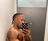 Toronto Escort Ernest Adult Entertainer in Canada, Male Adult Service Provider, Escort and Companion. photo 1
