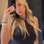 Deanna escort in Canada