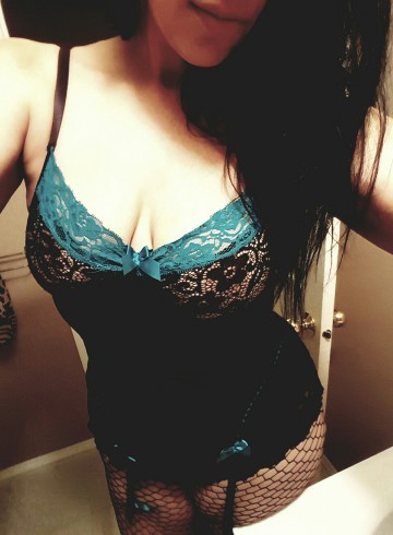 Calgary Escort LuxuryEve Adult Entertainer in Canada, Female Adult Service Provider, Canadian Escort and Companion.