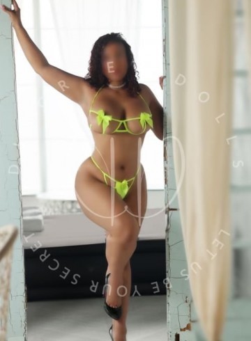 Toronto Escort Kora  DD Adult Entertainer in Canada, Female Adult Service Provider, Canadian Escort and Companion.