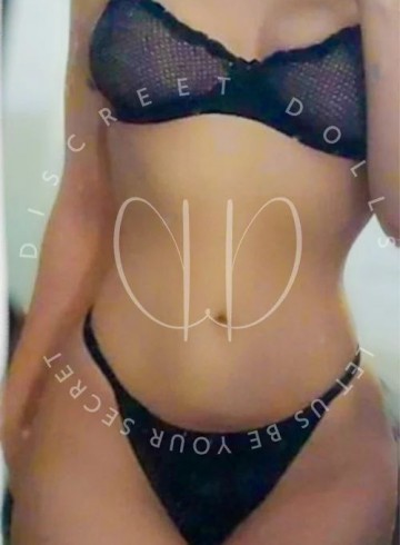 Toronto Escort LilyDD Adult Entertainer in Canada, Female Adult Service Provider, Canadian Escort and Companion.