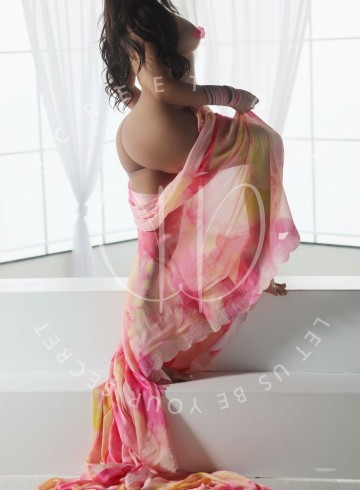 Toronto Escort Nova  DD Adult Entertainer in Canada, Female Adult Service Provider, Escort and Companion.