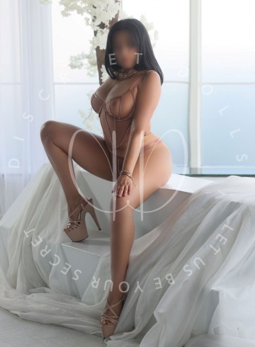 Toronto Escort Anai Adult Entertainer in Canada, Female Adult Service Provider, Colombian Escort and Companion.
