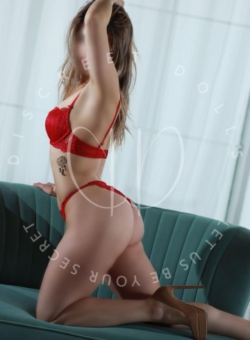 Toronto Escort Rebecca  DD Agency Adult Entertainer in Canada, Female Adult Service Provider, Canadian Escort and Companion.