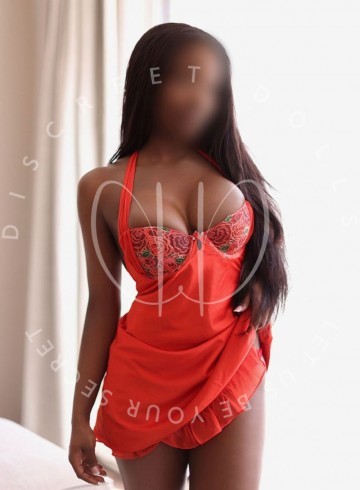 Toronto Escort Dolly  DD Agency Adult Entertainer in Canada, Female Adult Service Provider, Canadian Escort and Companion.