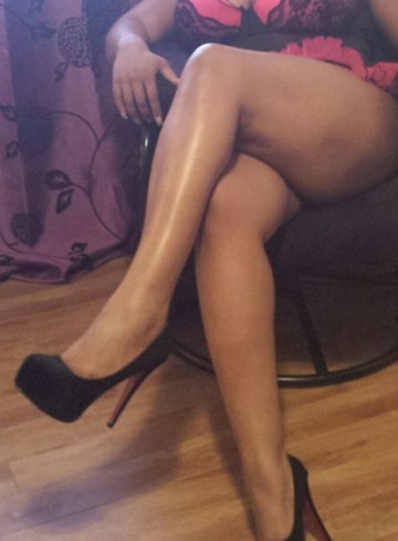 Calgary Escort BriaPrivate Adult Entertainer in Canada, Female Adult Service Provider, Escort and Companion.