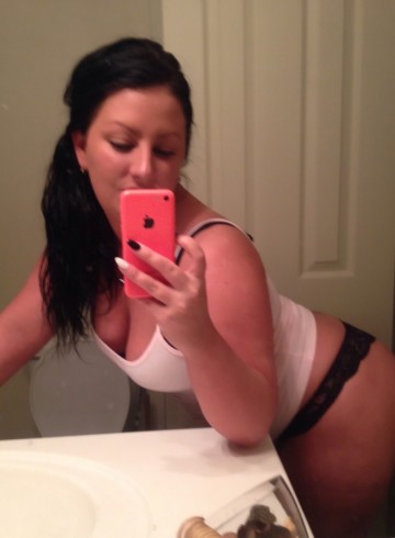 Montreal Escort KymberlySexuelle Adult Entertainer in Canada, Female Adult Service Provider, Escort and Companion.