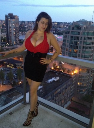 Vancouver Escort Lexilight Adult Entertainer in Canada, Female Adult Service Provider, Escort and Companion.