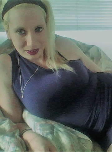 Calgary Escort Melissa Adult Entertainer in Canada, Female Adult Service Provider, Canadian Escort and Companion.