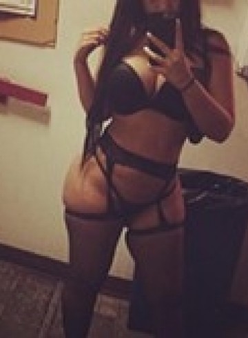 Toronto Escort MissMiamiHeat Adult Entertainer in Canada, Female Adult Service Provider, Canadian Escort and Companion.