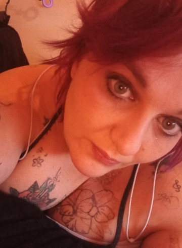 Winnipeg Escort Nikki Adult Entertainer in Canada, Female Adult Service Provider, Canadian Escort and Companion.